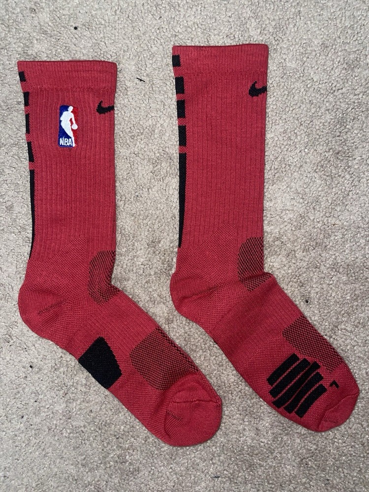 Talla Grande/8-12 Para Hombres- Nike Elite Dri-Fit NBA Baloncesto Crew Calcetines Rojo/Negro