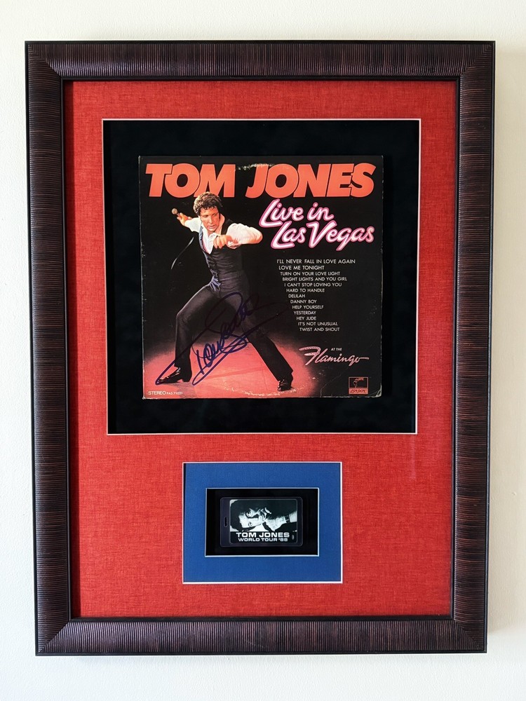 Tom Jones Signed Live In Las Vegas Album & World Tour 1988 Backstage Pass