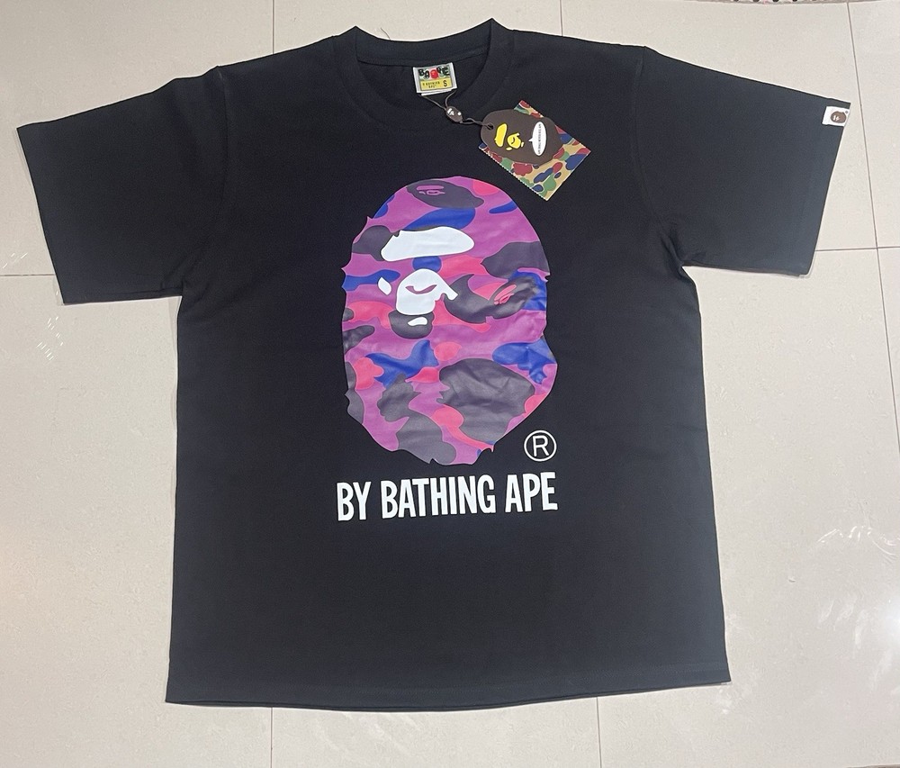 Men’s Bape Short Sleeve T-Shirt Size Small 100% Cotton