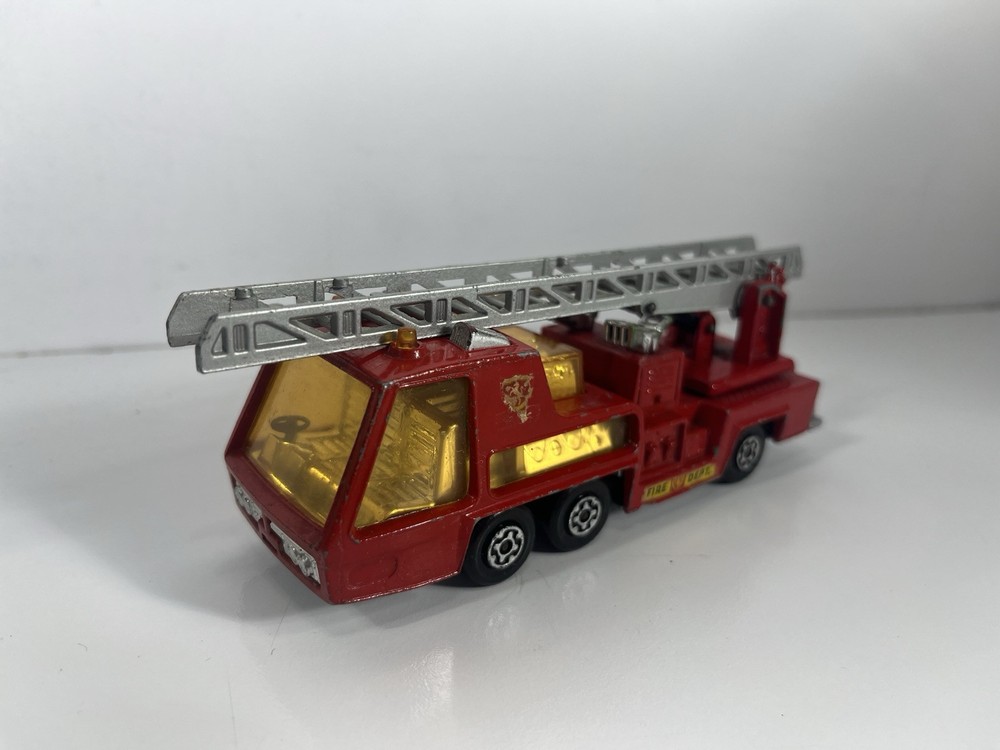 Vintage Matchbox Lesney Super Kings 1972 K-9 Fire Tender Denver Fire Dept