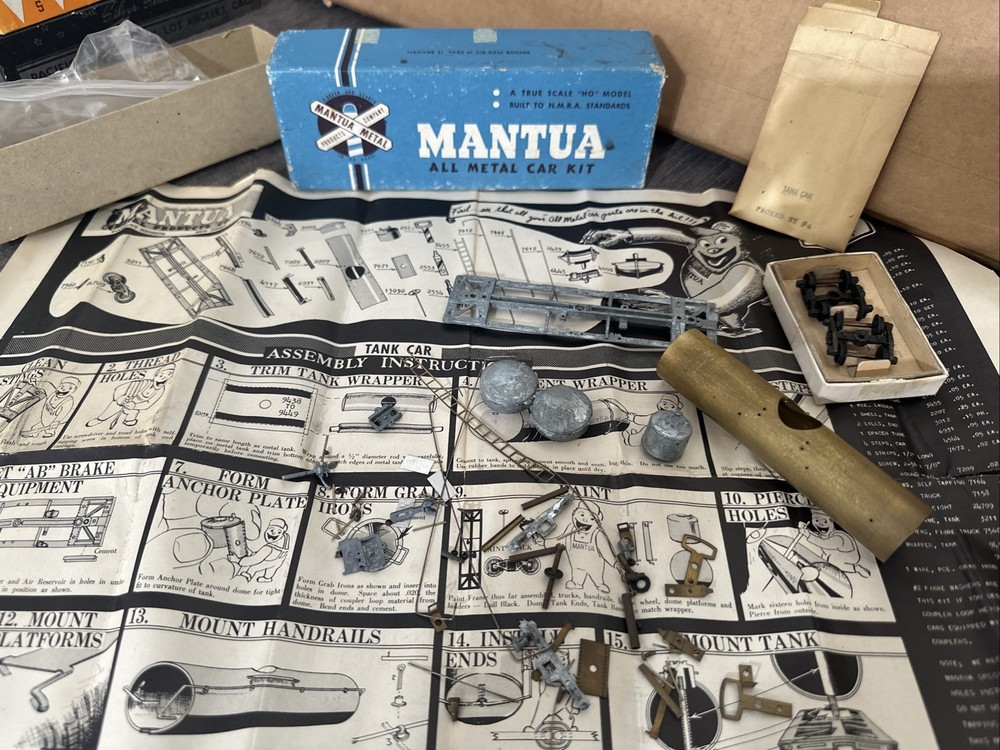 Mantua Metal Company All Metal Ho Scale Tank Car Unassembled Kit