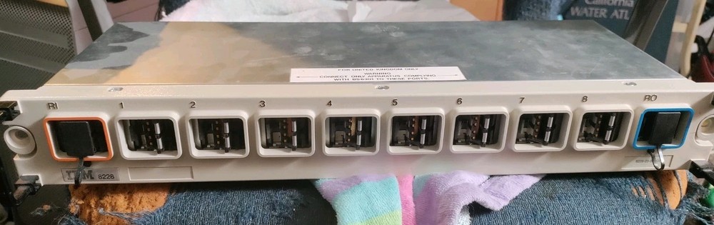 IBM 8228 8-port token ring 8228-23-3556X