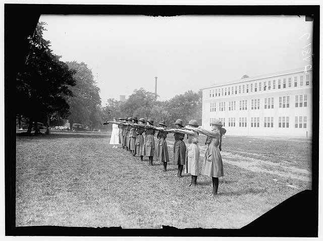 Photo:Girl Scouts,United States,1918,Harris & Ewing