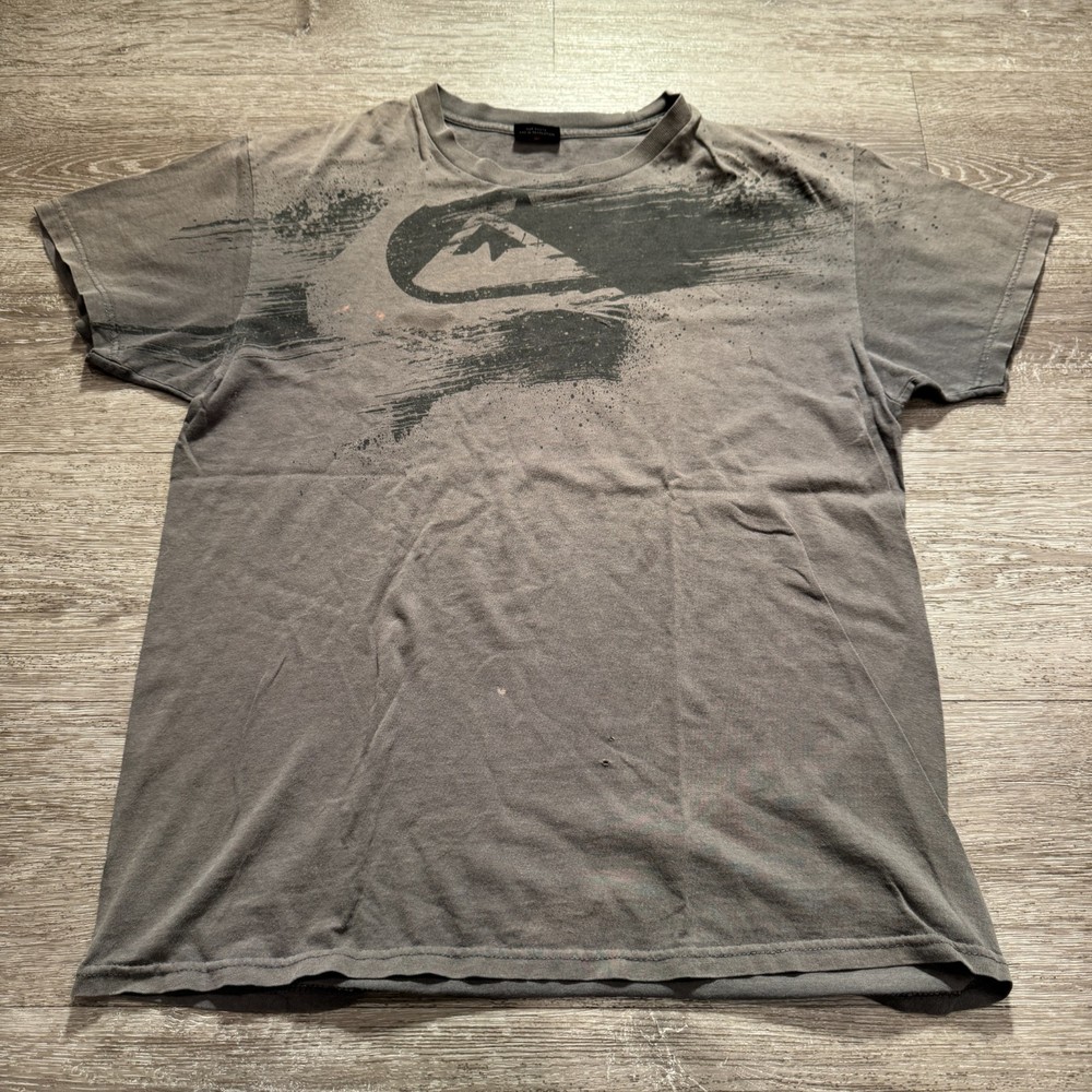 VINTAGE Quiksilver Shirt Mens Small Gray Surf Short Sleeve Crew Neck Tee Y2K