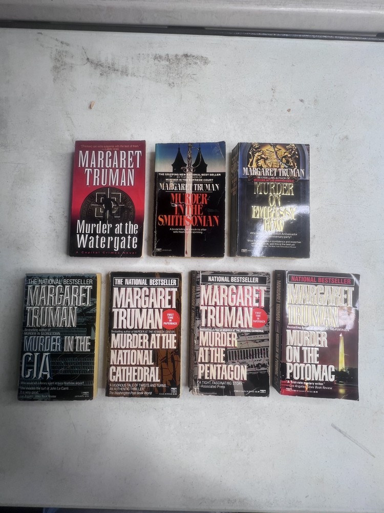 Lot of 7 Vintage Mystery Paperbacks by Margaret Truman, Capital Crimes Series
