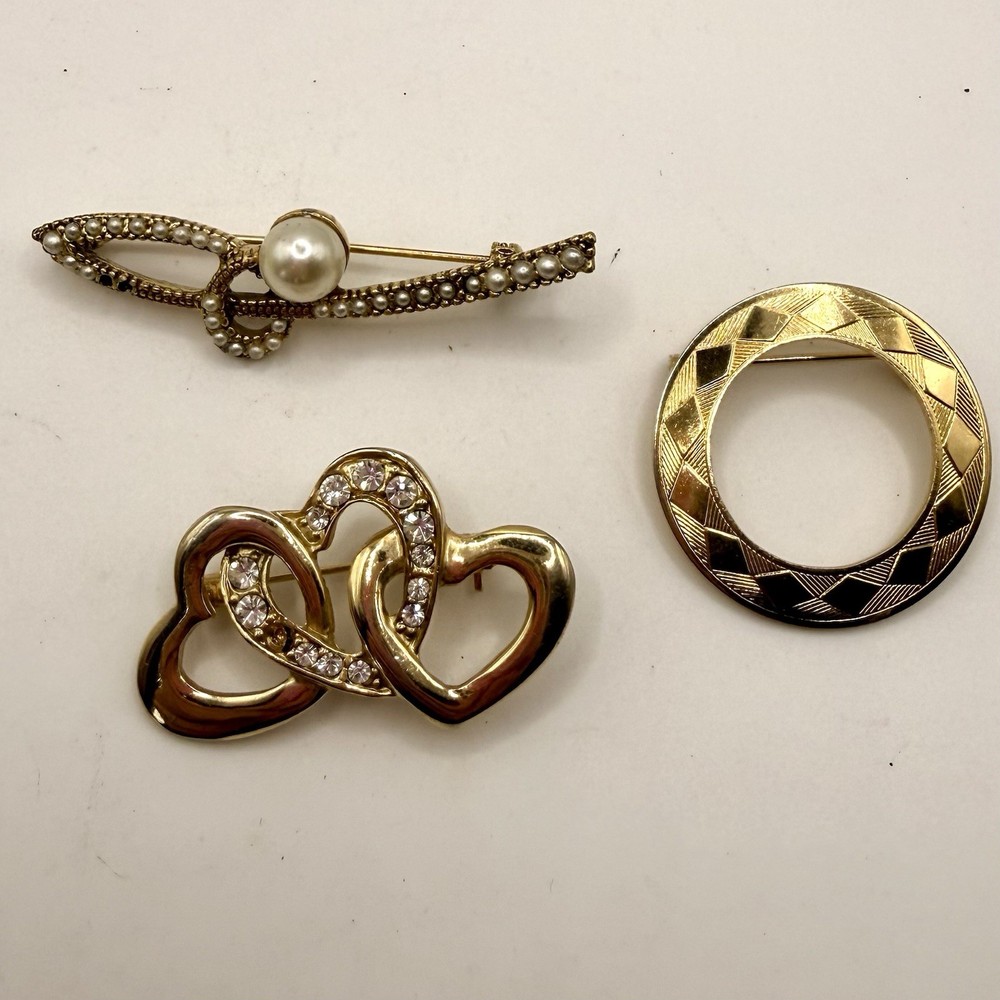 Vintage Brooch Lot Gold Tone Pearl Rhinestone Circle Pins