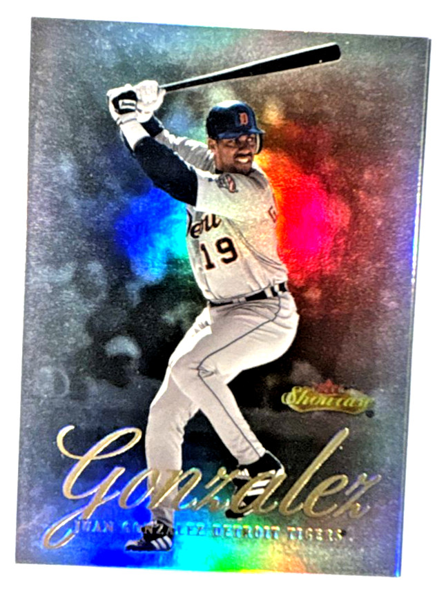 2000 Fleer Showcase - Juan González #86