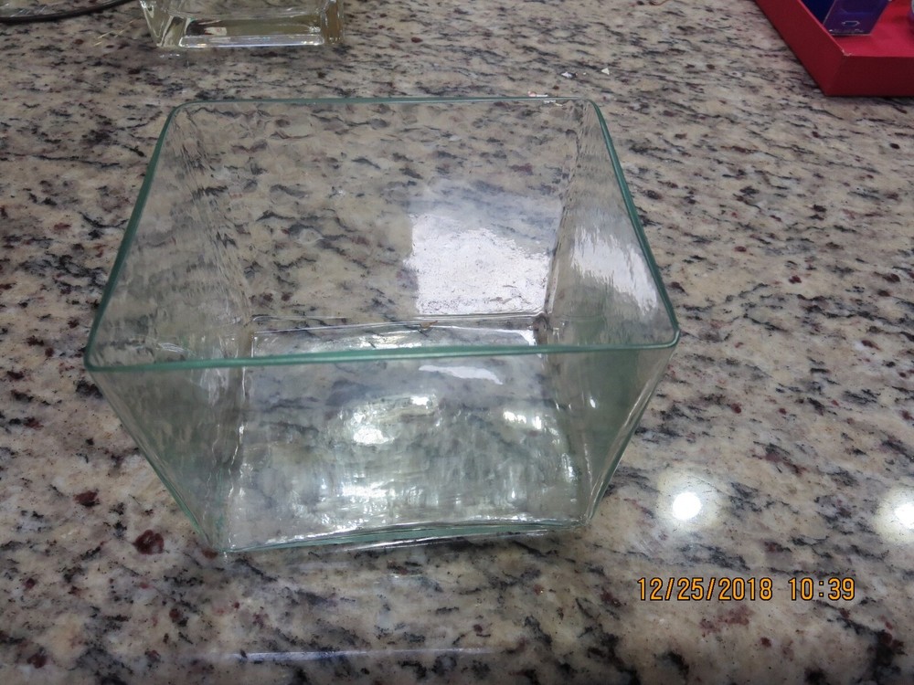 POTTERY BARN CLEAR GLASS VASE--4 1/2