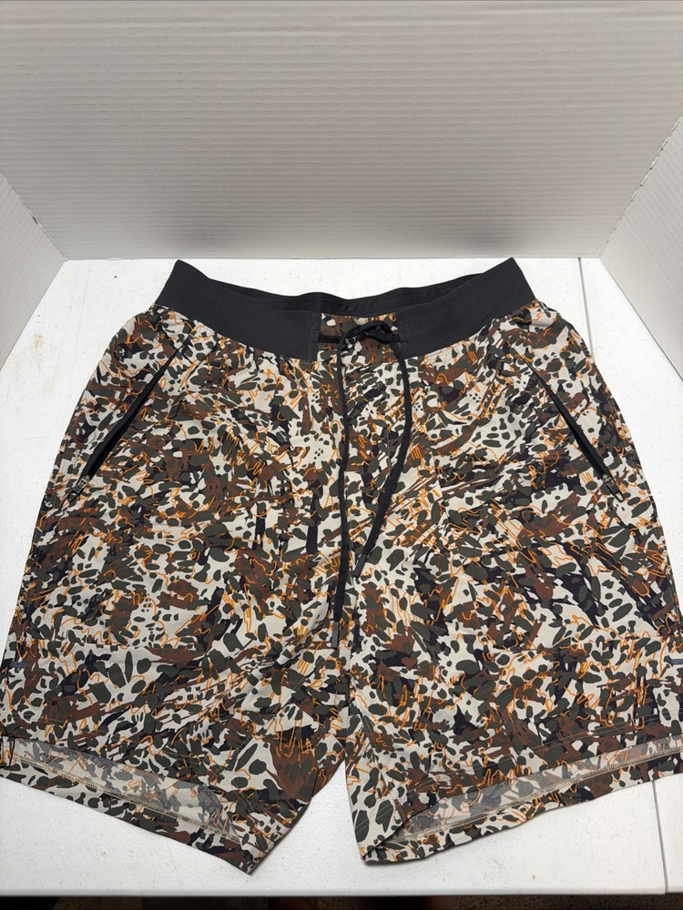 Lululemon Men's Athletic |License to Train Linerless Short 7