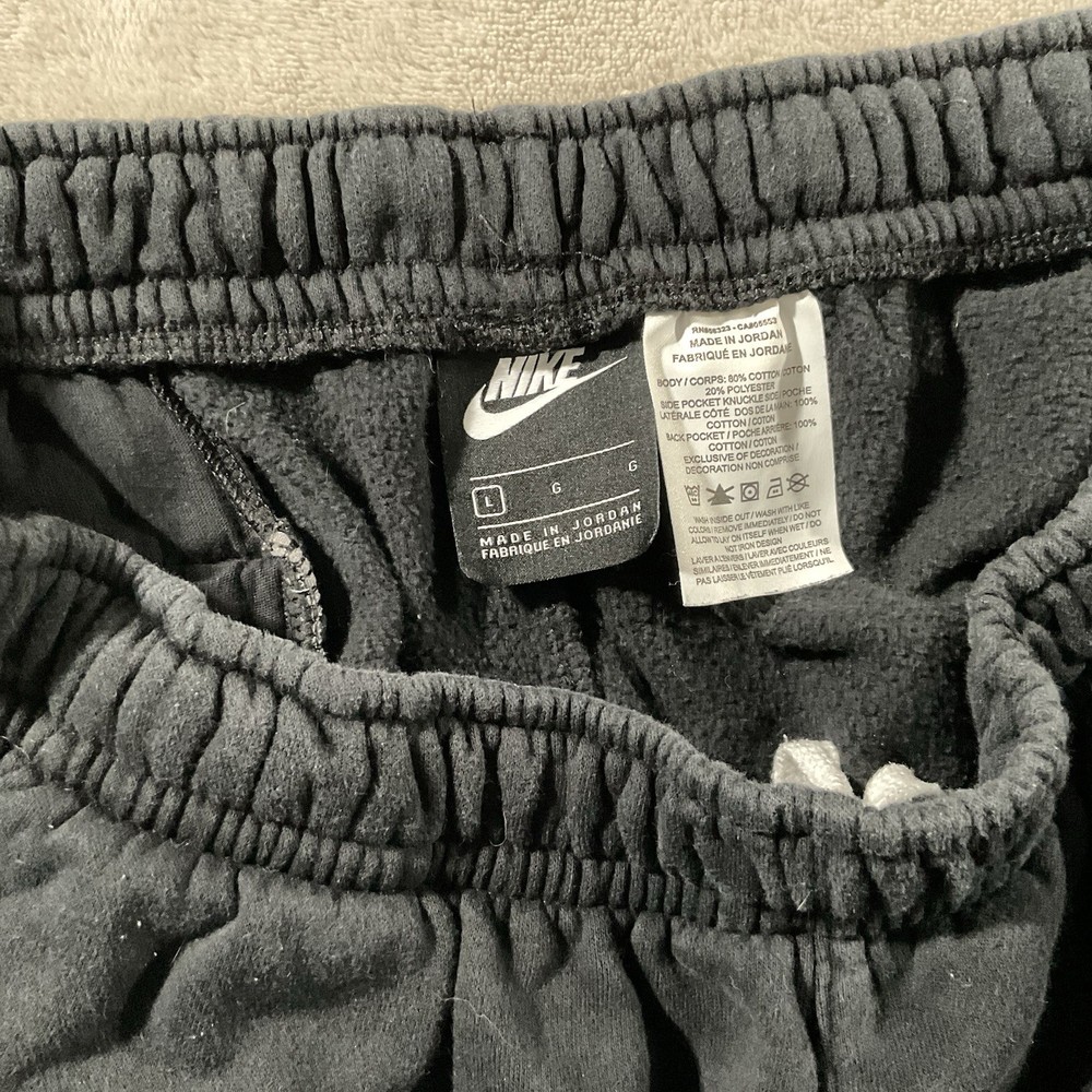 Nike Sportswear Club Fleece Shorts Black White Men’s Size L BV2721-010