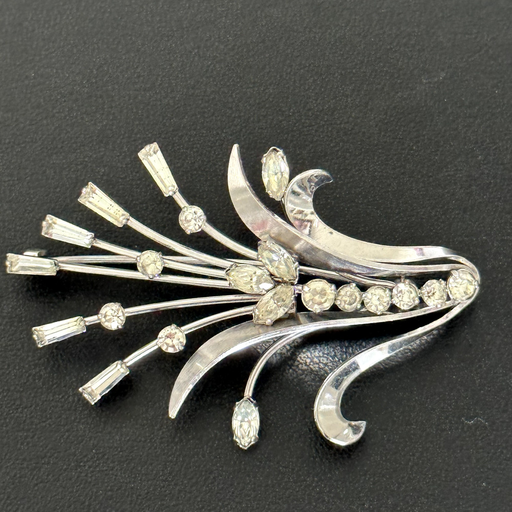 Vintage Krementz Signed Clear Rhinestone Silver Tone Flower Plant Brooch Pin