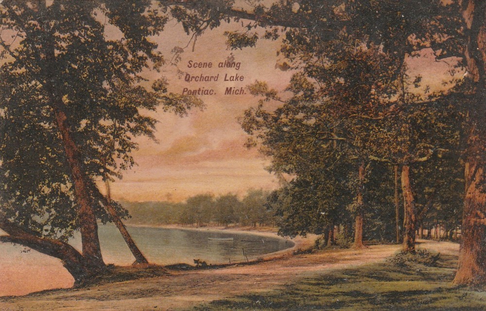 Pontiac Michigan MI scene along Orchard Lake Souvenir Vintage Postcard