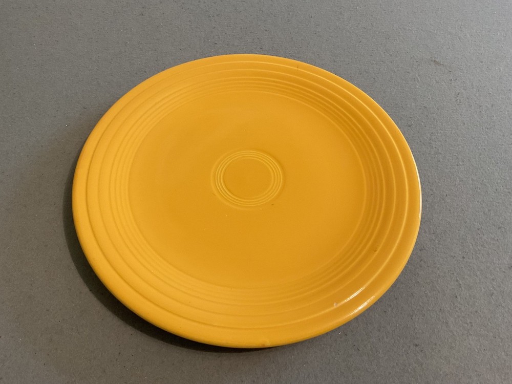 Fiesta Fiestaware Retired Yellow Dinner Plate 9 1/2 Inch