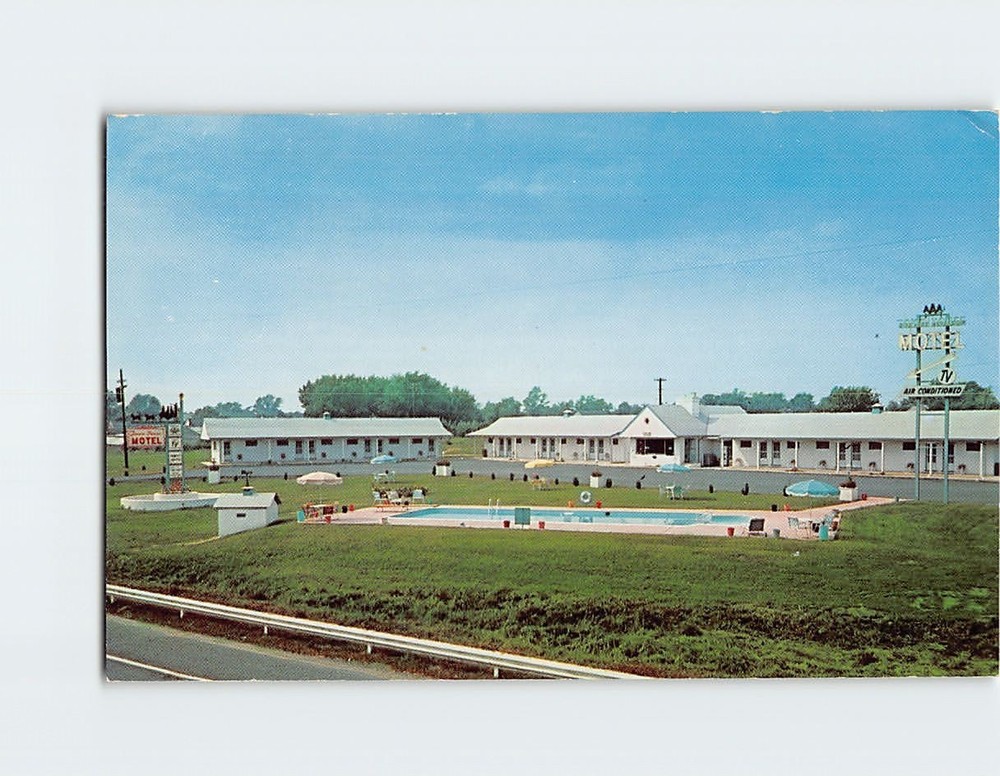 Postcard Town House Motel Hightstown New Jersey USA