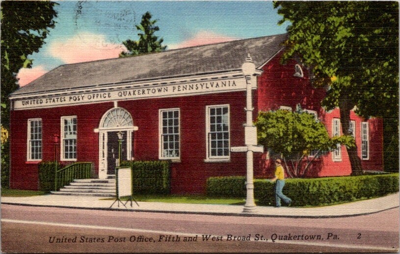 Quakertown Pennsylvania Post Office with Brick Building Vintage Postcard   18573