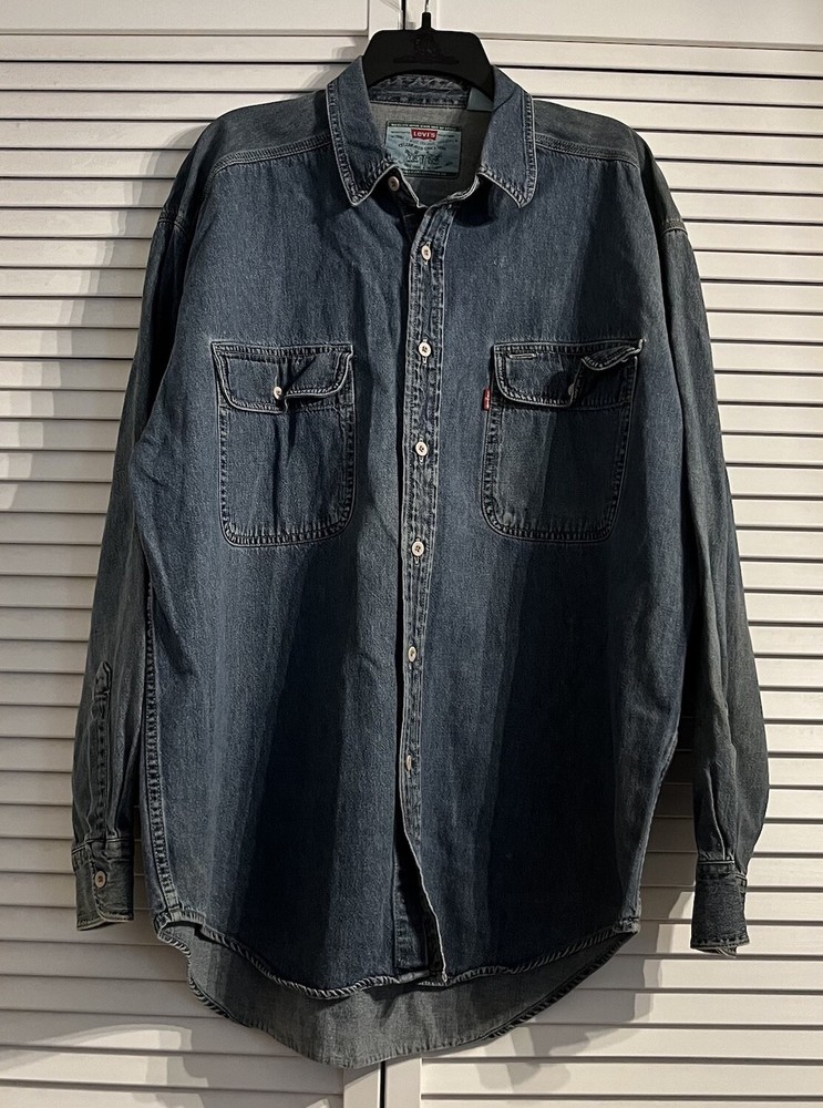Vintage 90’s Levi's Green Label Red Tag Denim Shirt Blue Men's Large