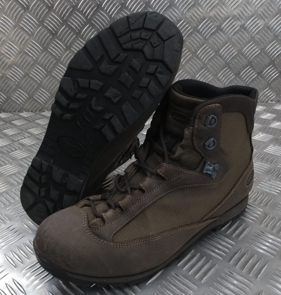 British Army AKU GTX Combat Boots Brown Vibram Soles G2
