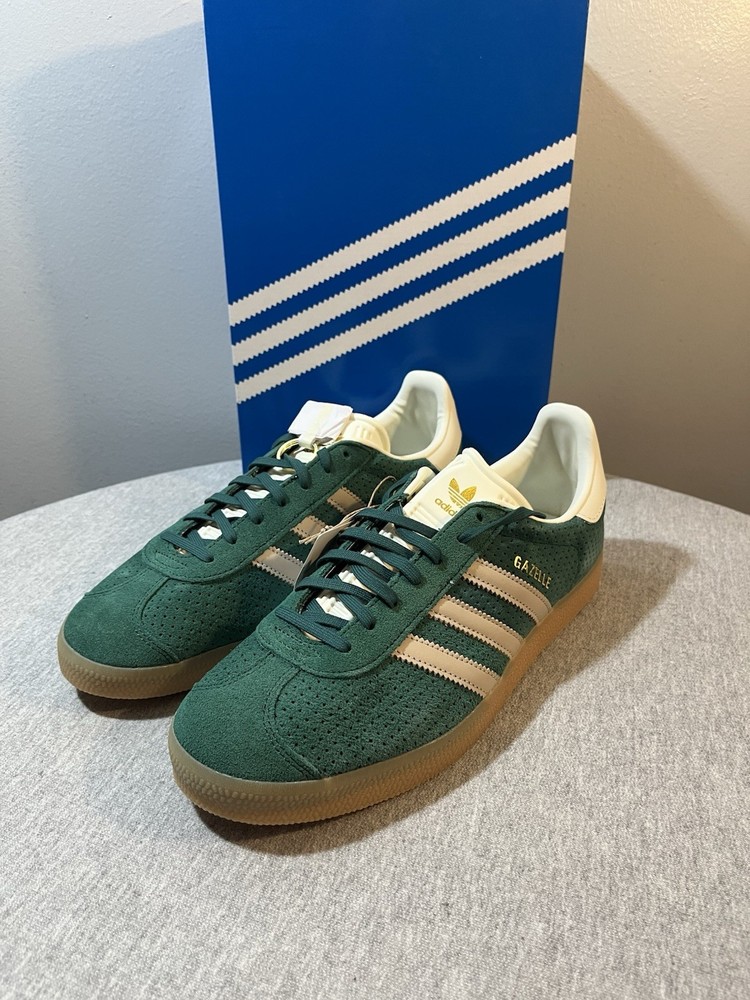 Adidas Originals Gazelle Suede Sneakers in Collegiate Green Beige Mens Size 10.5 IF7154