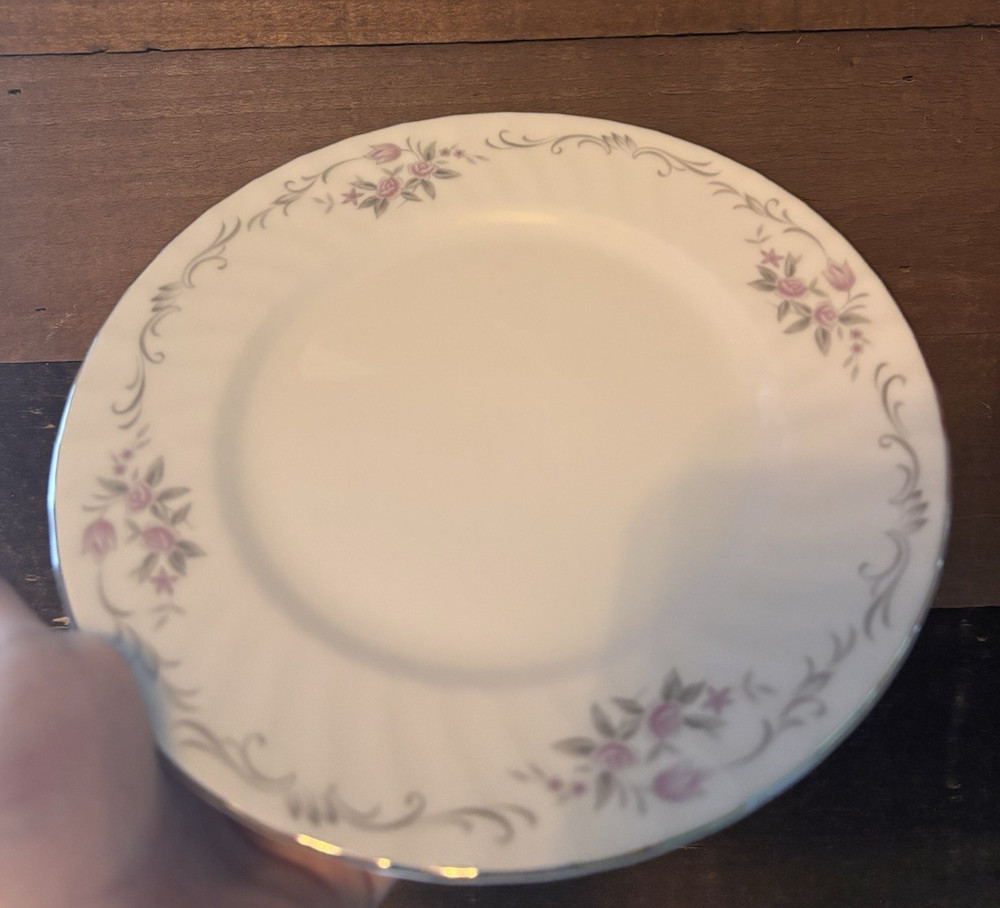 Gold Standard Porcelain Floral Round Plate Glossy White/Pink/Gray Made Japan