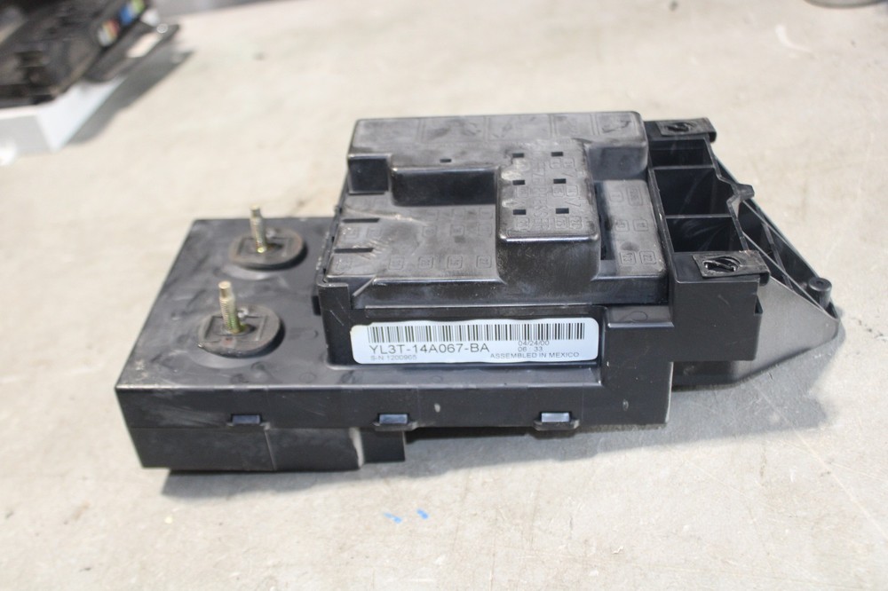 99-01 Ford F150 F-150 Cabin Fuse Junction Box YL34-14A067-BA Lifetime Warranty