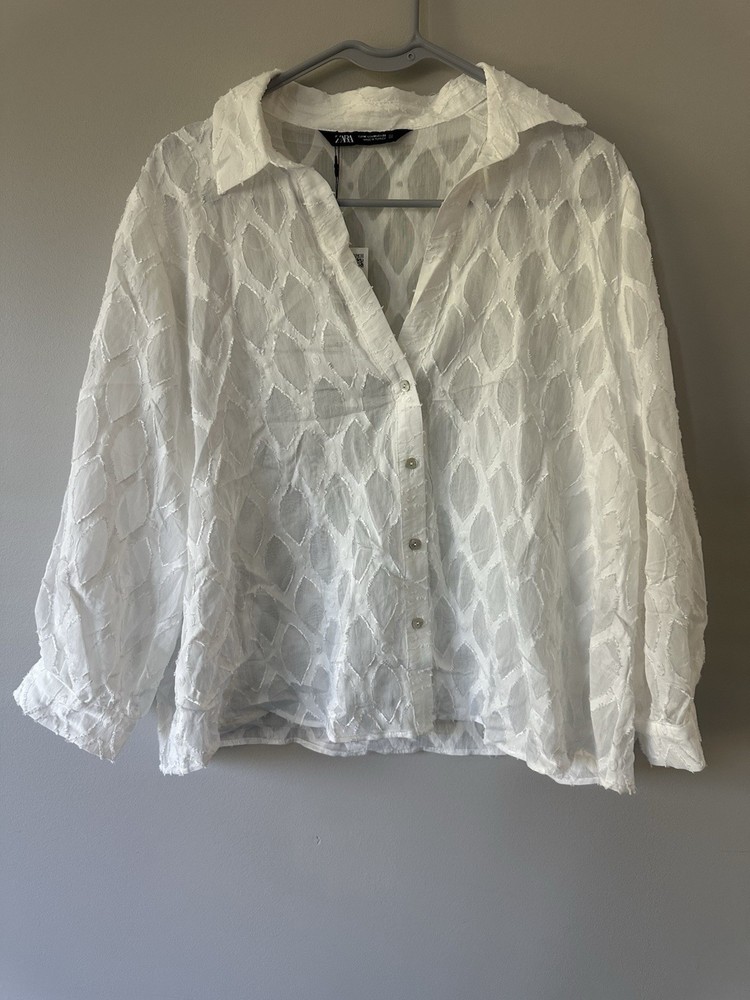 Zara White Lace Button Up Blouse Size M