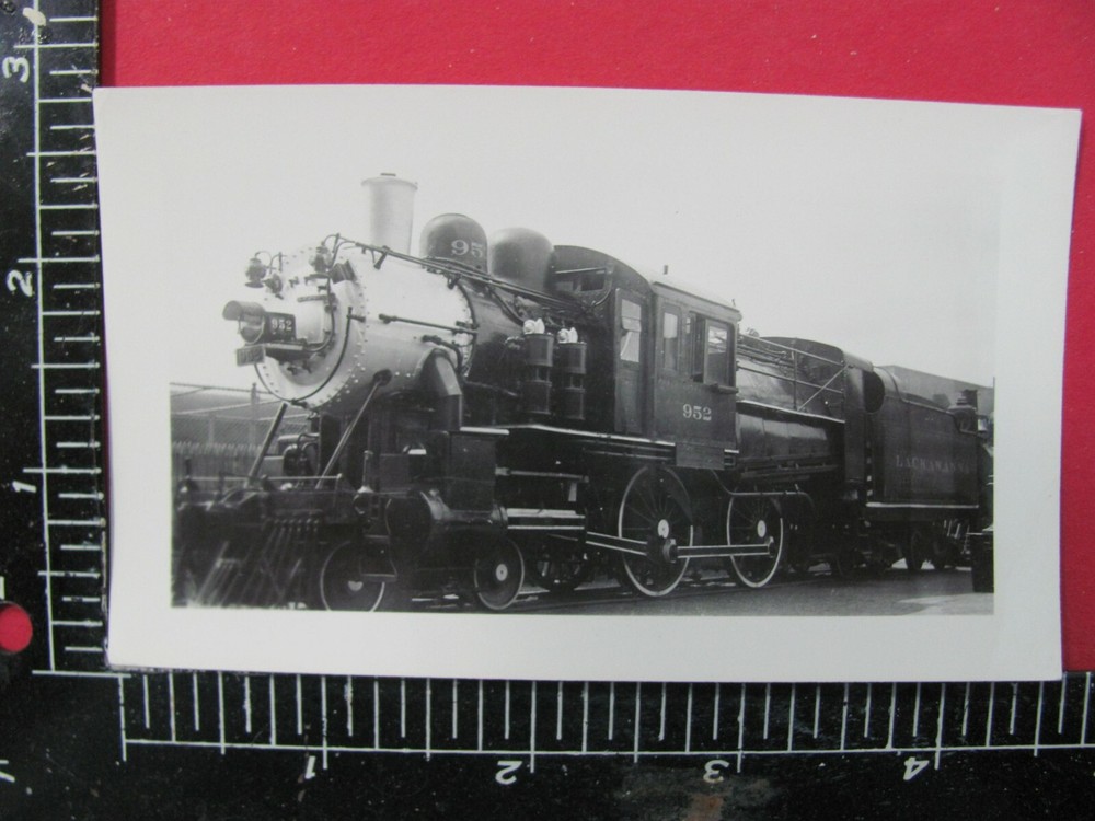 DELAWARE LACKAWANNA & WESTERN RAILROAD LOCOMOTIVE #952 PHOTO at NEW YORK NY 1939