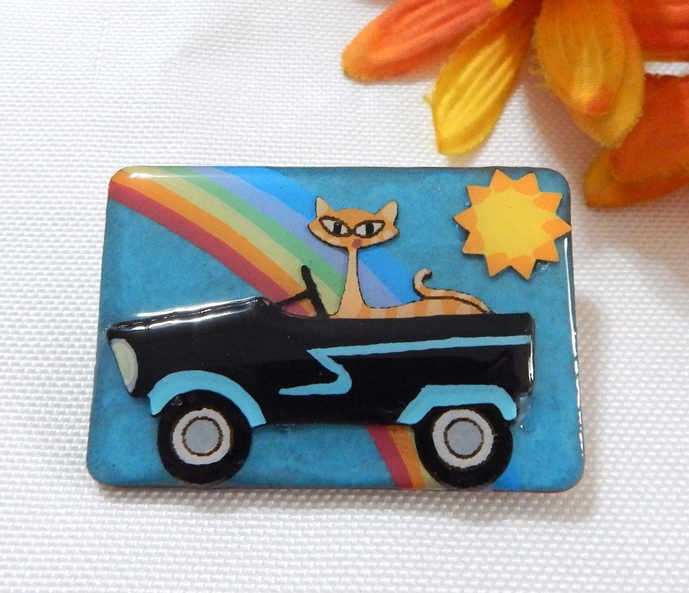 Echo & Hara Collectible Cat Driving A Soapbox Car Pin/Brooch