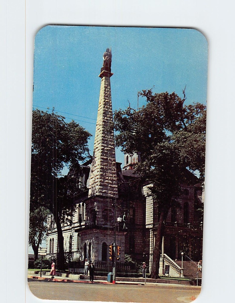 Postcard War Memorial Monument Freeport Illinois USA