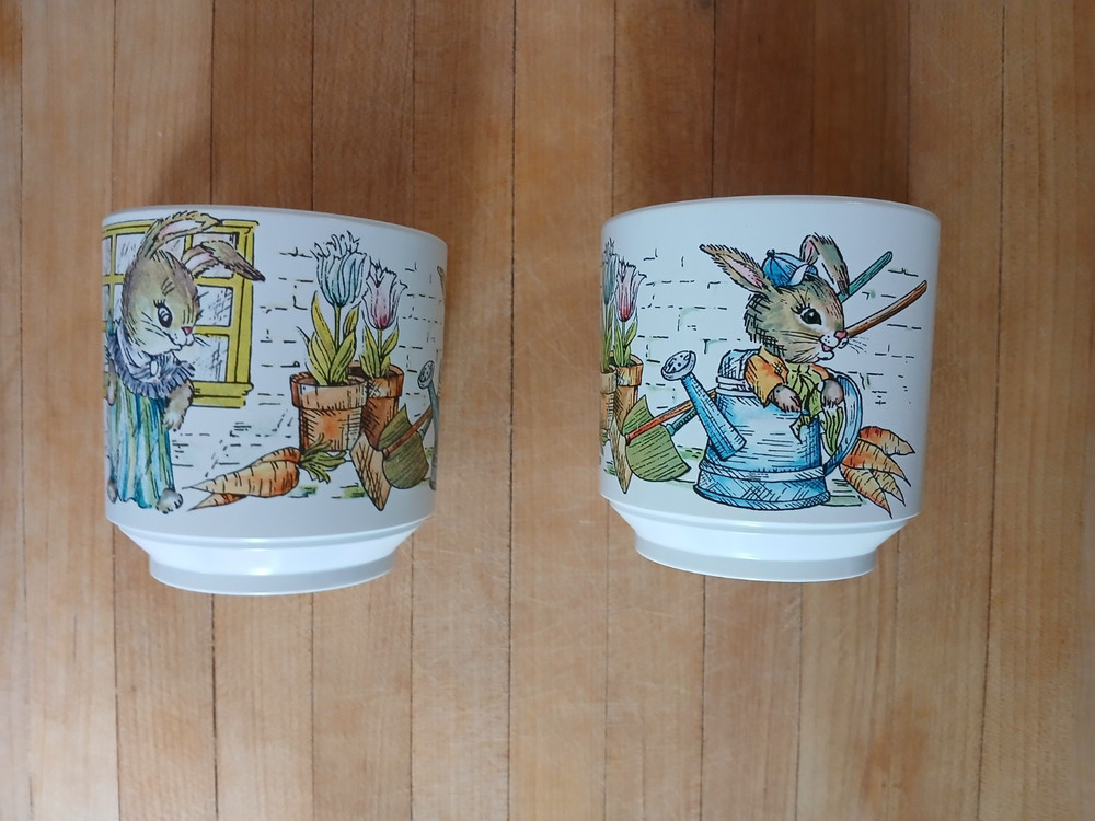 Vintage Oneida Ware Peter Rabbit Children Melmac Plastic Melamine Cup 1970’s