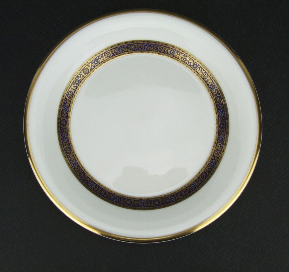 Royal Doulton Harlow Bread Plate H5034 Fine Bone China 6 9/16