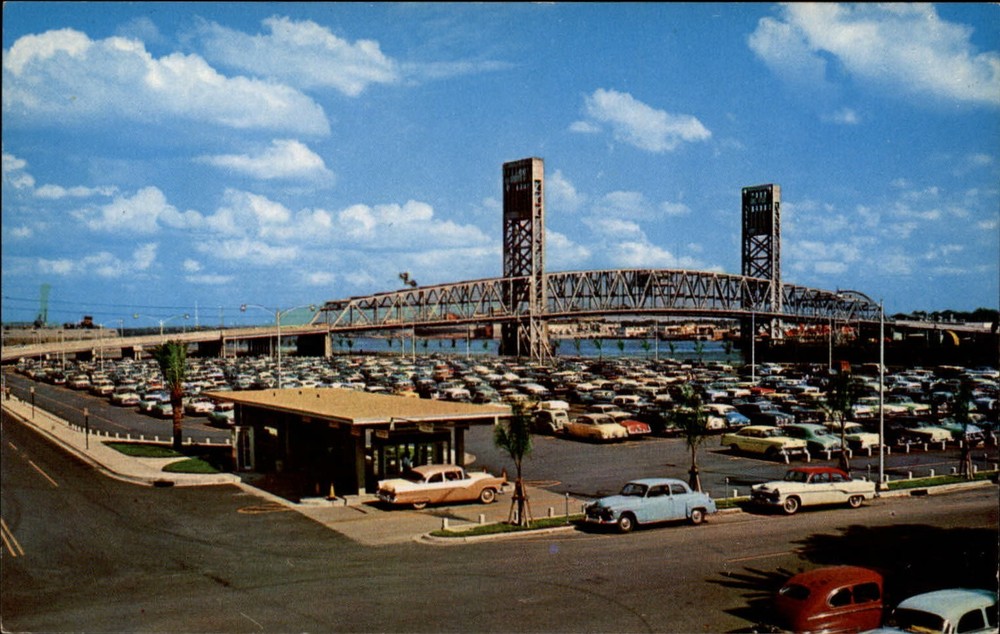 Jacksonville Florida Municipal Parking Lot 1950s cars unused vintage postcard