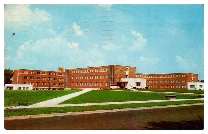 Postcard SCHOOL SCENE Muncie Indiana IN m/09 AR3878