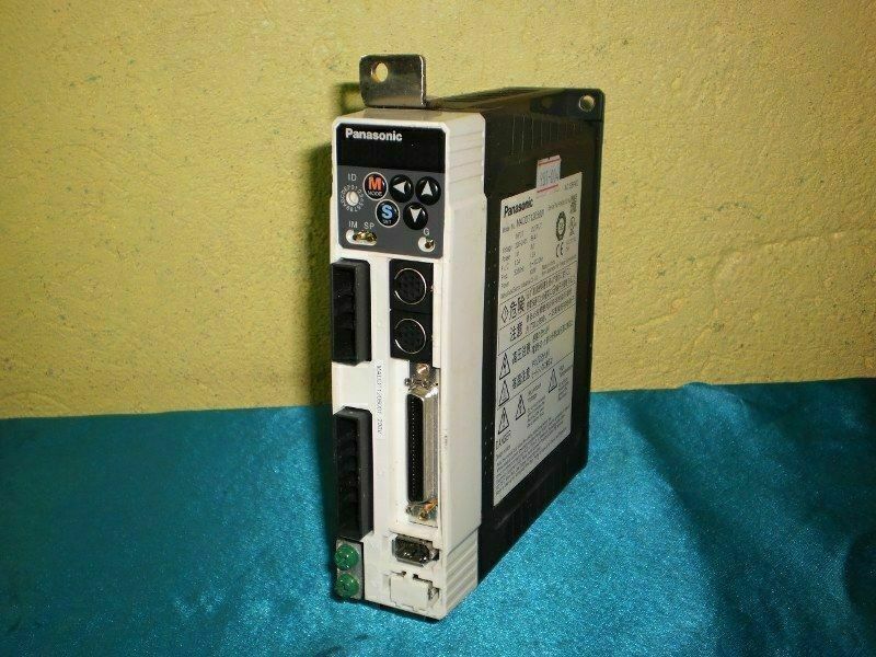 Panasonic MADDT1205001 AC Servo