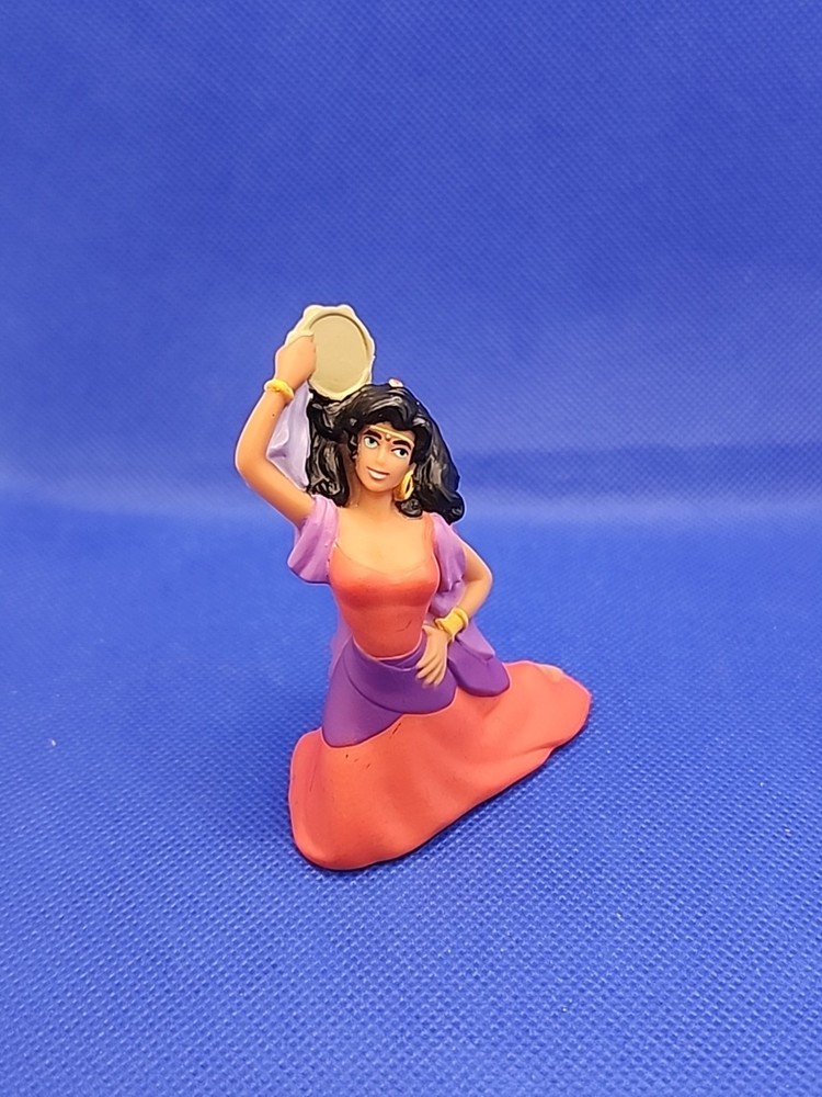 Disney 3.25”  Hunchback of Notre Dame Esmeralda Red Dress Tambourine Figure