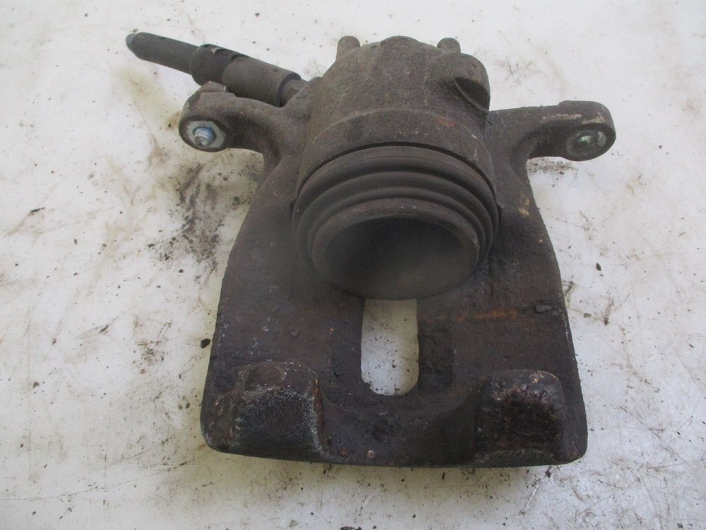Etrier de frein avant gauche Citroen C4 II 4401S2