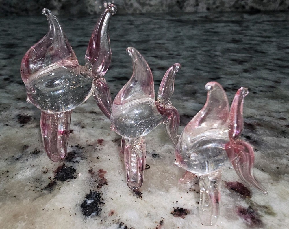 Mini Art Blown Glass Tropical Fish Figurines Set Of 3 Whimsical Pink Decorative