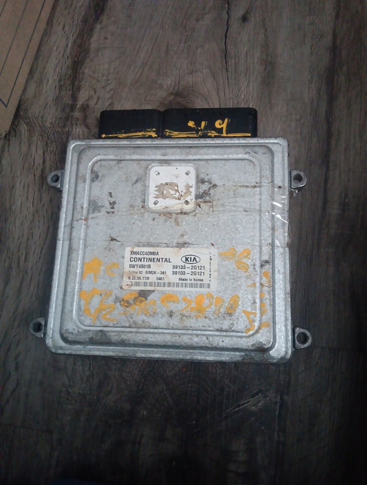 2011-2013 Kia Forte 39122-2G201 Computer Brain Engine Control ECU ECM EBX Module