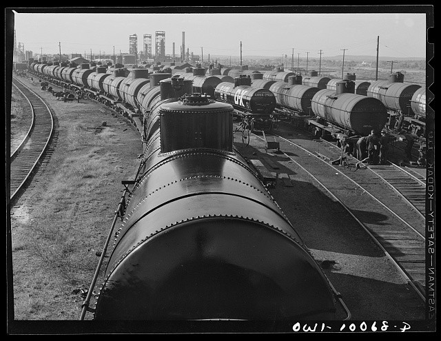 Photo:Tulsa Oklahoma 1942 Tank Cars Mid-Continent Refinery Rail Yard