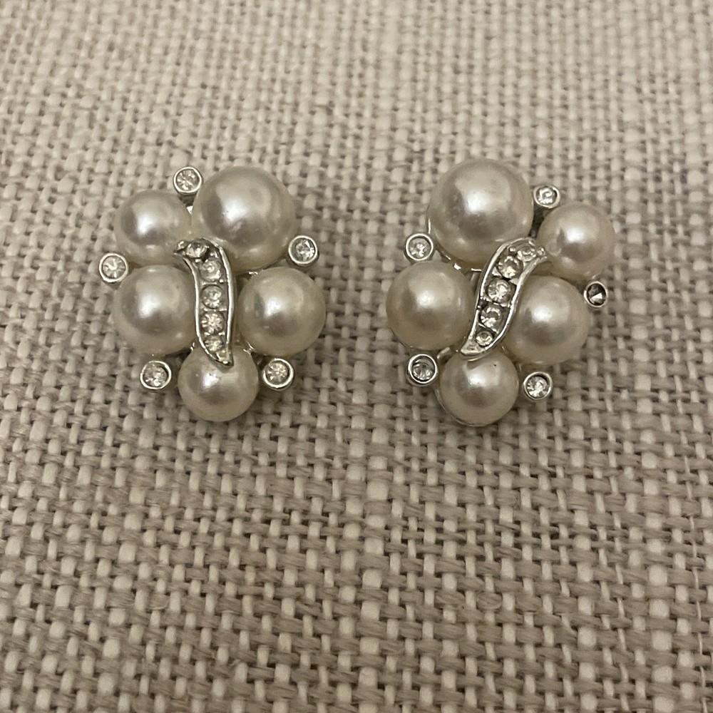 Vintage faux pearl rhinestone Leaf cluster clip on earrings Silver tone Pave