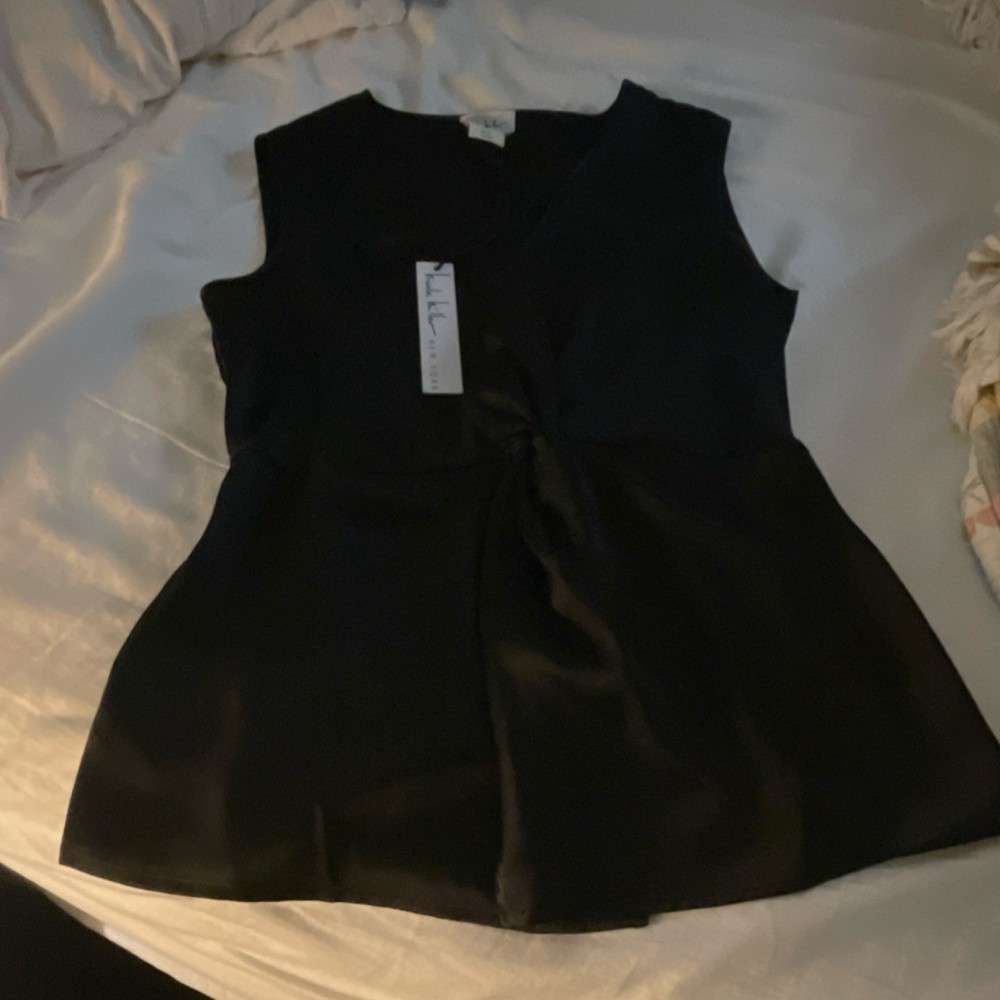 NWT -Nicole Miller New York Black Sleeveless Twist Front Blouse Size S