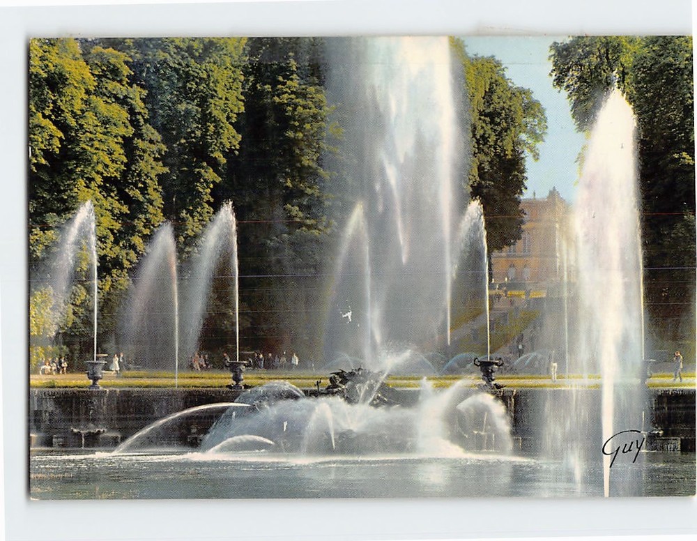 Postcard Parc du château les grandes eaux au bassin de Neptune Versailles France