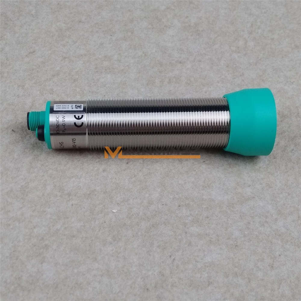 1PCS Pepperl+Fuchs UC4000-30GM-IUR2-V15 Ultrasonic Sensor New