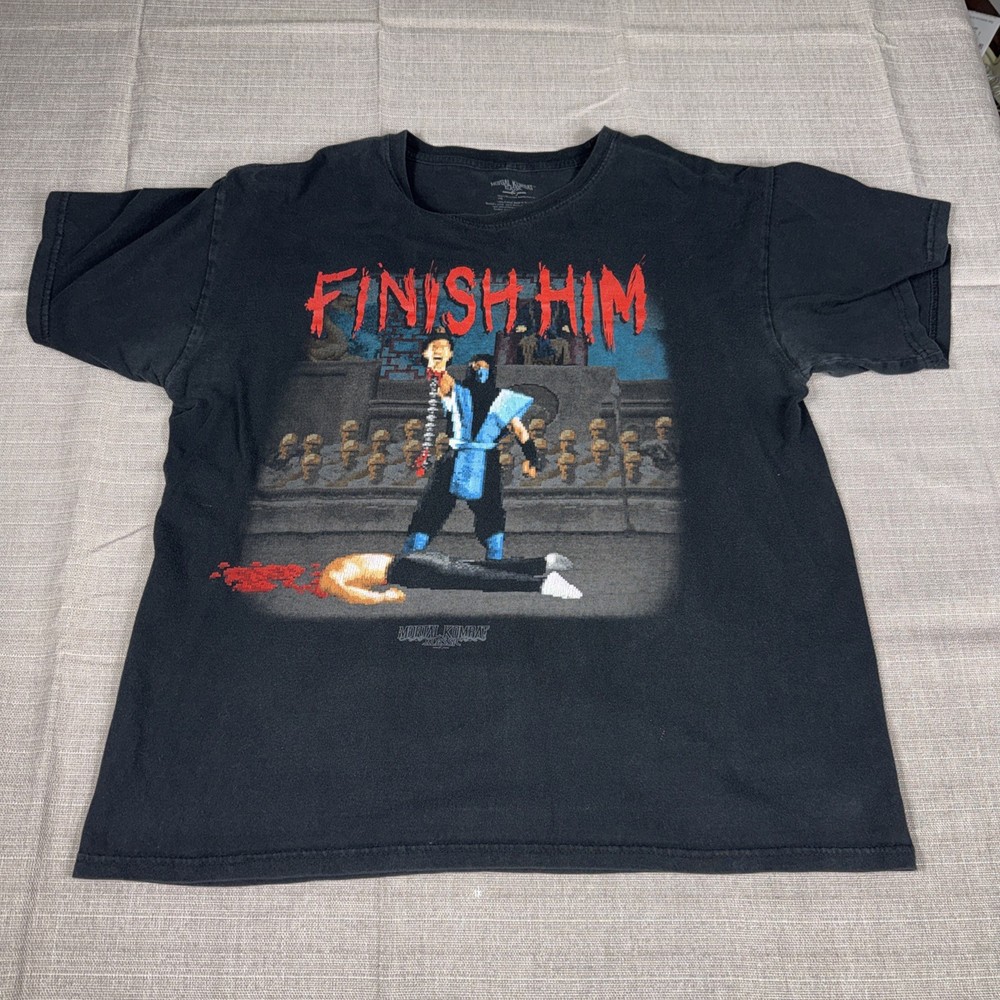 Mortal Kombat T Shirt Size L