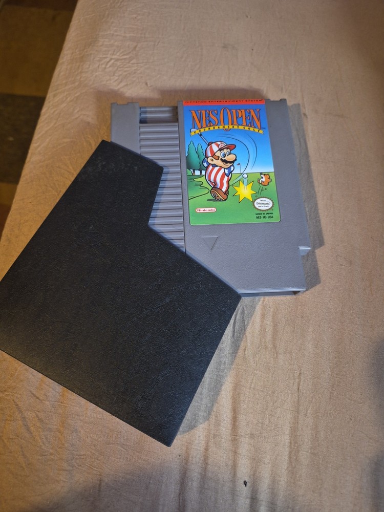 NES OPEN  Tournament Golf Nintendo Game