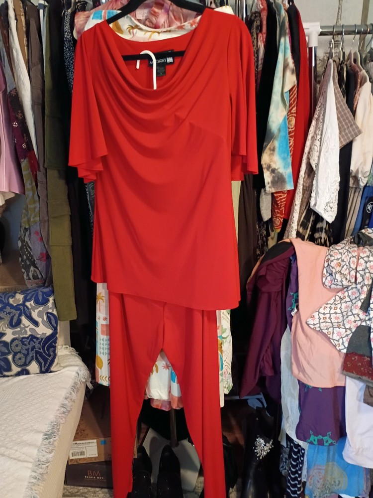 Antthony Red 2 Piece Women's Outfit Set Top & Pants Size M Cowl Neck Lightweight