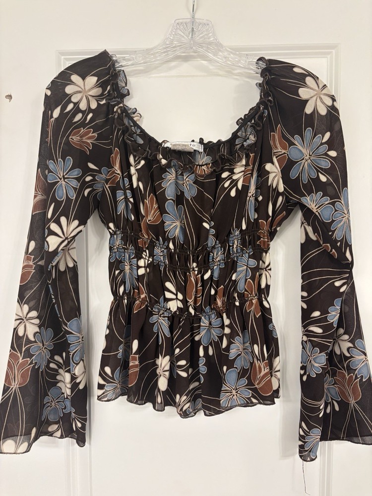 La Belle Vintage Floral Bell Sleeve Peasant Blouse Square Size 9 (small)