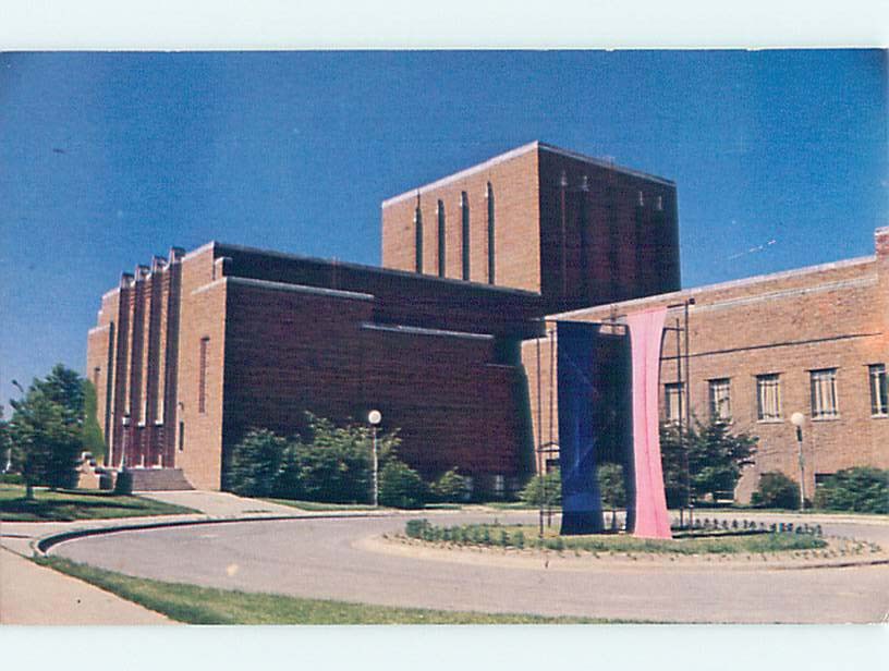 Chrome UNIVERSITY SCENE Iowa City IA m/09 AG8776