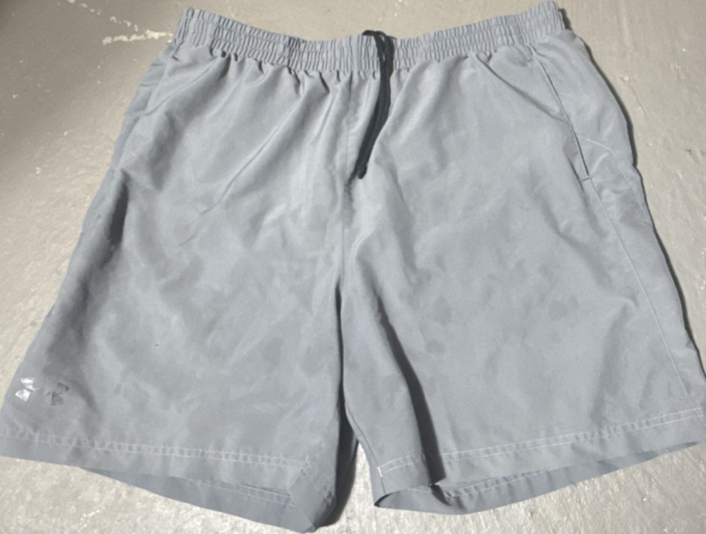 Under Armour HeatGear Athletic Shorts Gray Mesh Drawstring Fitted Men's XL
