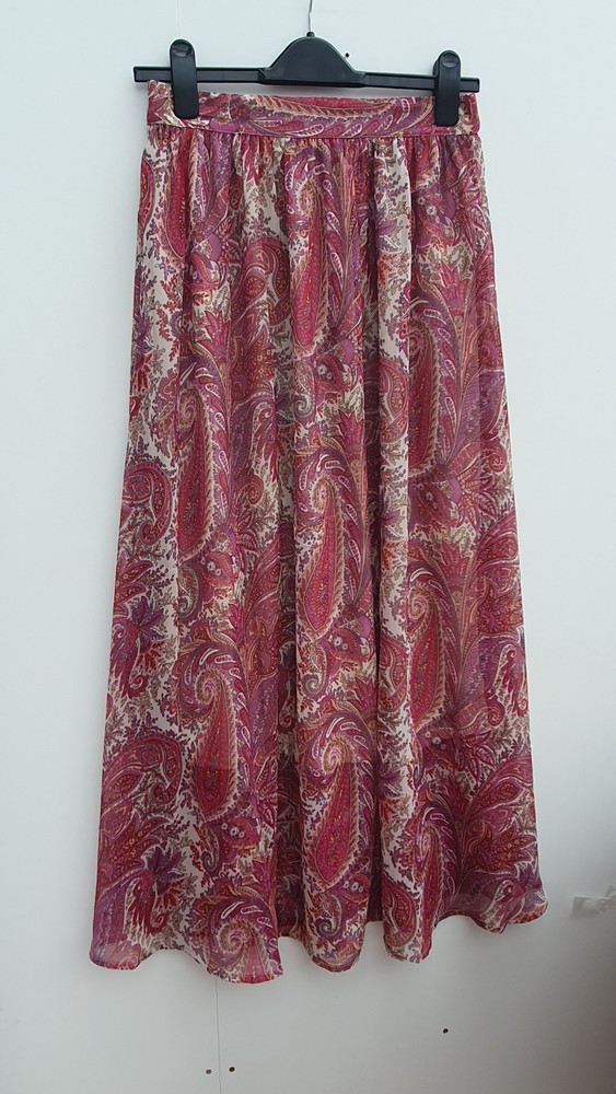 JDY Maxi Skirt with Half Elastic Waistband in Paisley Print Size Medium New JB2
