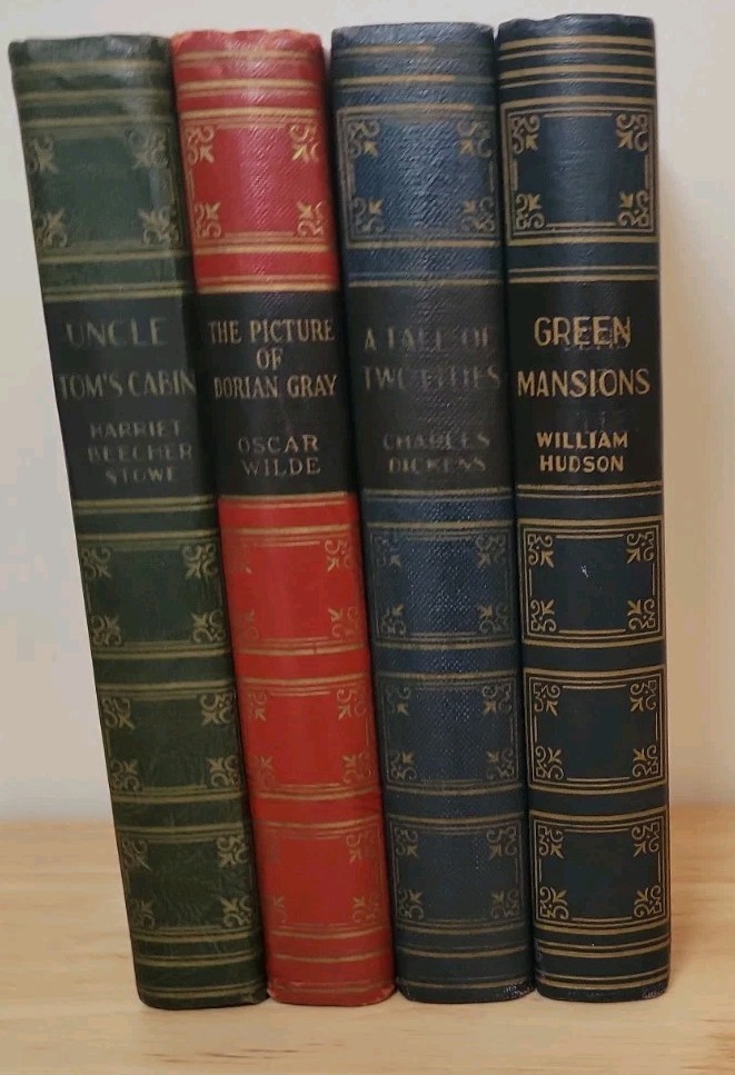 The Worlds Popular Classics Art Type Edition Lot of 4 Dickens Hudson Wilde Stowe